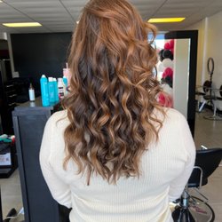 Bombshell Blowout Bar