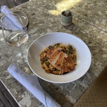 GRANVILLE - Spicy Pasta with plant-based chicken - New American Near Me - Studio City, California GRANVILLE - Spicy Pasta with plant-based chicken - New American Near Me - Studio City, California