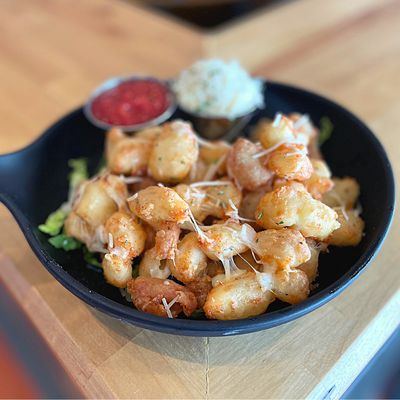 Khaos Brewcade & Kitchen by null