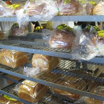 Dudley's Bakery - the lines of bread - Delis Near Me - Santa Ysabel, California