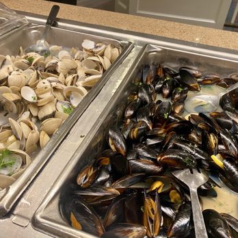 Captain George's Seafood Restaurant - Seafood Near Me - Williamsburg, Virginia