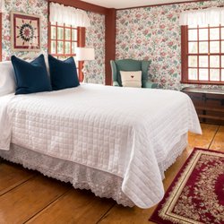 Waldo Emerson Inn