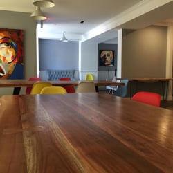 Studio 77 - Drink a latte while surfing free wifi or working on your laptop at our quiet workstations!