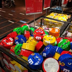 Copenhagen Airport Tax-Free - M&M's tins with candy