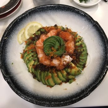 Hanaichi Sushi Bar - Salmon belly and avacado Medium size sashimi platter - Restaurants Near Me - Brisbane, QLD Hanaichi Sushi Bar - Salmon belly and avacado Medium size sashimi platter - Restaurants Near Me - Brisbane, QLD