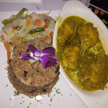 Dream NYC Rest & Lounge - Curry chicken, rice & peas, steamed veggies - Lounges Near Me - Queens, New York Dream NYC Rest & Lounge - Curry chicken, rice & peas, steamed veggies - Lounges Near Me - Queens, New York