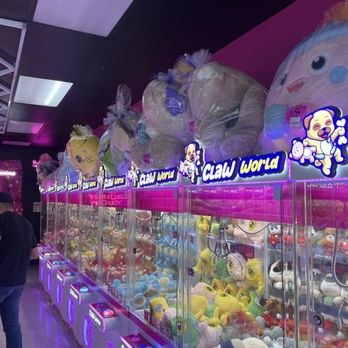 Claw World - Solid place - Arcades Near Me - Las Vegas, Nevada