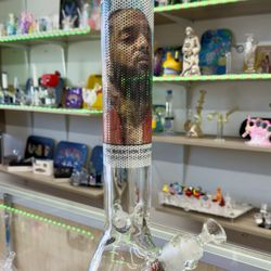 HR Smoke Shop - 20% OFF all glass accessories NOW at HR Smoke Shop! Come see it live. #GlassLife #SmokeShop