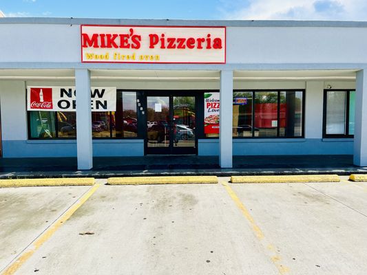 Mikes Pizzeria - Traditional Wood Fired Neapolitan style by null