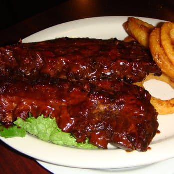 M & M Ranch House - full rack of ribs and onion rings - American Near Me - Red Bluff, California