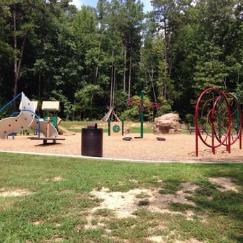 Cornwallis Road Park - Third view of the play area - Parks Near Me - Durham, North Carolina Cornwallis Road Park - Third view of the play area - Parks Near Me - Durham, North Carolina