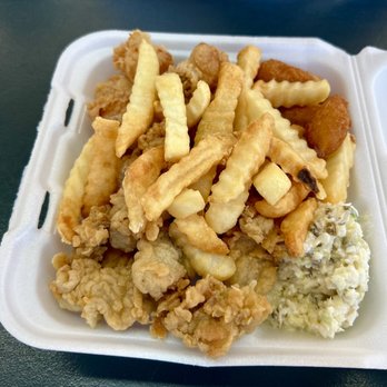 Silver Hill Grill - Oyster & scallop plate. Huge! The fries you see are all there were - rest was seafood! - Seafood Near Me - Supply, North Carolina