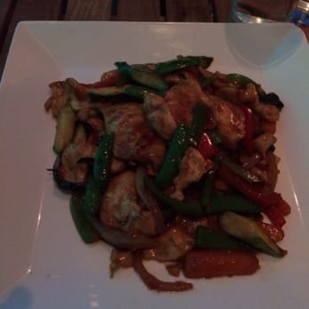 Spice 28 - Chicken wok basil Thai - Szechuan Near Me - Philadelphia, Pennsylvania