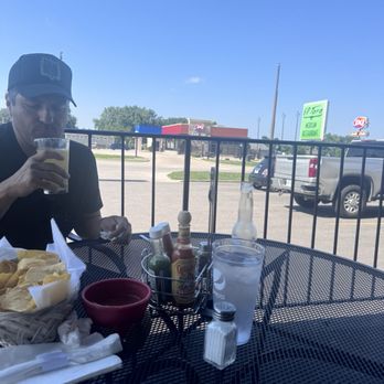 El Toro - Outdoor seating - Mexican Near Me - Arcola, Illinois