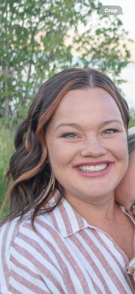 Liza E Hair Designs Logo