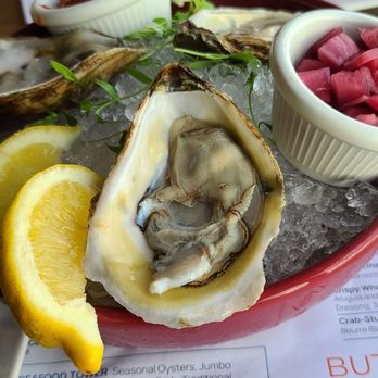 Rusty Pelican - if ur a fan of oysters, you'll love these - Seafood Near Me - Tampa, Florida Rusty Pelican - if ur a fan of oysters, you'll love these - Seafood Near Me - Tampa, Florida
