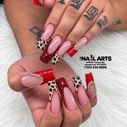 The Nail Arts - Stunning! Everything about this set works so well together!