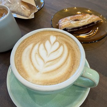 Hooligan’s Coffeehouse - Latte - Coffee & Tea Near Me - Mesa, Arizona