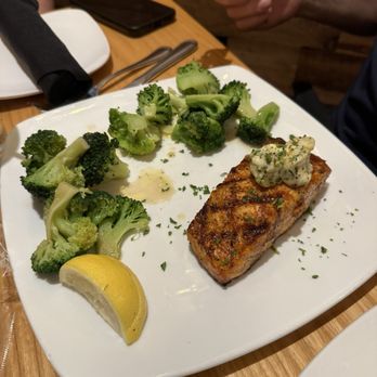 Sedona Taphouse - Salmon with side of steamed broccoli - New American Near Me - Midlothian, Virginia Sedona Taphouse - Salmon with side of steamed broccoli - New American Near Me - Midlothian, Virginia
