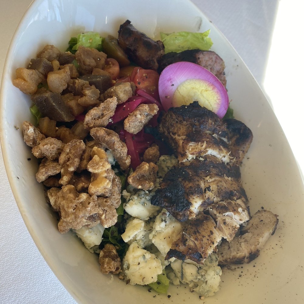 360 Grille - New American Near Me - Florence, Alabama