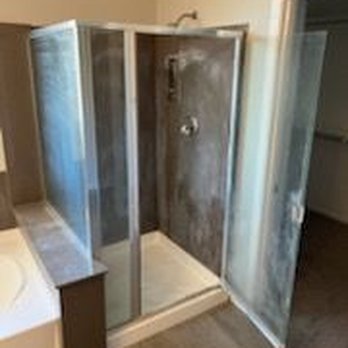 Ardor Clean - Before hard water and soap scum. - Home Cleaning Near Me