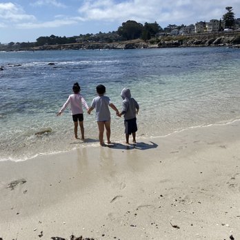 Lovers Point Park - Clear shallow water - Parks Near Me - Pacific Grove, California Lovers Point Park - Clear shallow water - Parks Near Me - Pacific Grove, California
