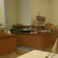 Airport-Hotel-Stetten - Frühstücken