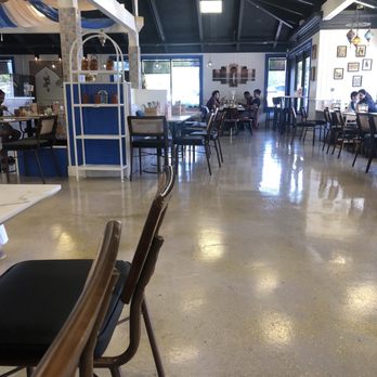 Meza n Moka - View of dining area - Mediterranean Near Me - Livermore, California Meza n Moka - View of dining area - Mediterranean Near Me - Livermore, California