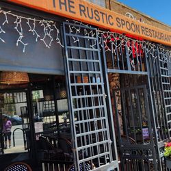 Rustic Spoon - Toluca Lake - Outside