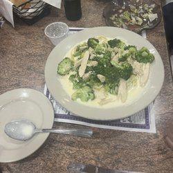 Palermo Pizza and Restaurant - Penne Alfredo with broccoli and chicken