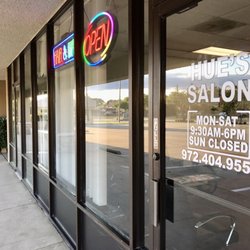 Hue's Salon - Front door!
