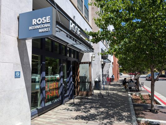 Rose International Market by null