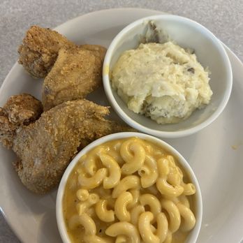 His Place Eatery - Kids meal two wings and Mac and cheese mash - Southern Near Me - Indianapolis, Indiana