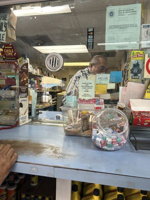 Ruiz Cash & Carry Co