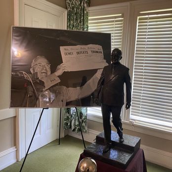 Truman Little White House - Museums Near Me - Key West, Florida