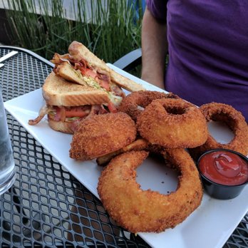 Beamer's 25 - Burgers Near Me - Roanoke, Virginia