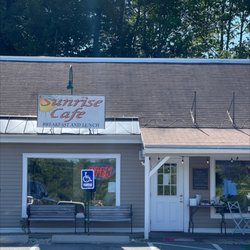 Sunrise Cafe - Front of building
