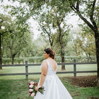 Strut Bridal Salon - Bridal Near Me - Chandler, Arizona Strut Bridal Salon - Bridal Near Me - Chandler, Arizona