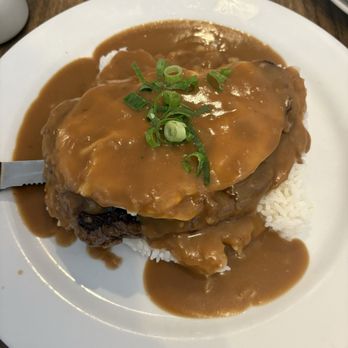 Moke's Bread & Breakfast - Rib eye loco moco - Breakfast & Brunch Near Me - Kailua, Hawaii