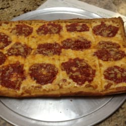 Frank's Pizzeria - Try the Grandma Pie!!!