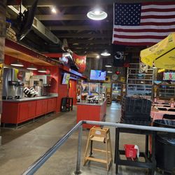 Rudy's "Country Store" and Bar-B-Q
