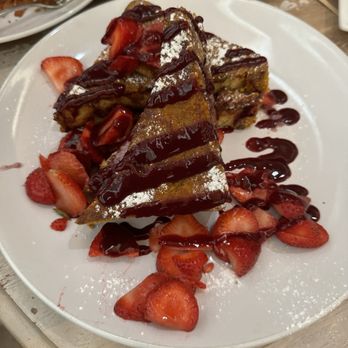 Toast Kitchen & Bar - Breakfast & Brunch Near Me - Brea, California