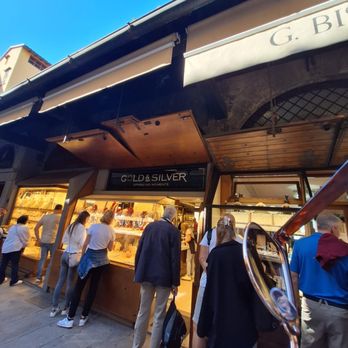 Ponte Vecchio - Local Flavor Near Me - Florence, FI