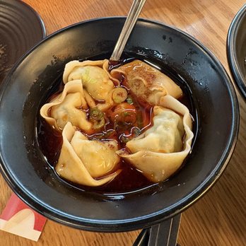 Dough Zone Dumpling House - Beaverton - Chicken & Vegetable Boiled Wontons in Chili Sauce (6)  红油菜肉大馄饨 - Dim Sum Near Me - Beaverton, Oregon