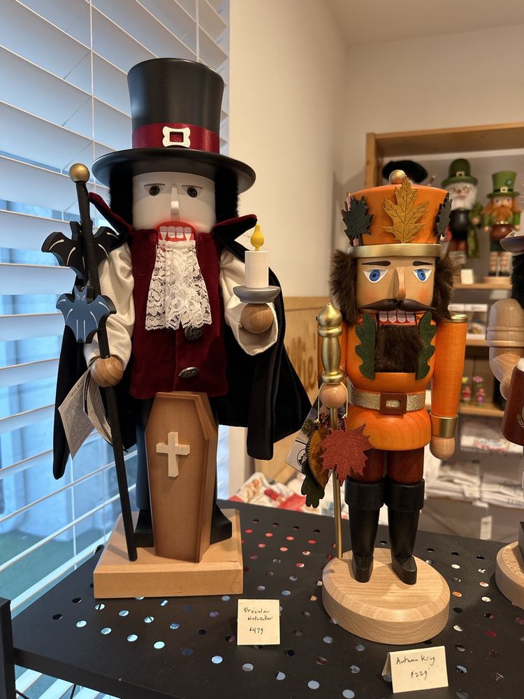 Convivio Bookworks Logo