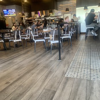 Makers & Finders - Empty restaurant with a 30-40 minute wait. Really?! - Breakfast & Brunch Near Me - Henderson, Nevada Makers & Finders - Empty restaurant with a 30-40 minute wait. Really?! - Breakfast & Brunch Near Me - Henderson, Nevada