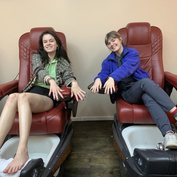 Friendly Nails Spa & Salon - Nail Salons Near Me - Kirkland, Washington Friendly Nails Spa & Salon - Nail Salons Near Me - Kirkland, Washington