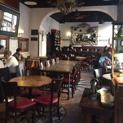 La Gazzetta - Quieter, rear dining space