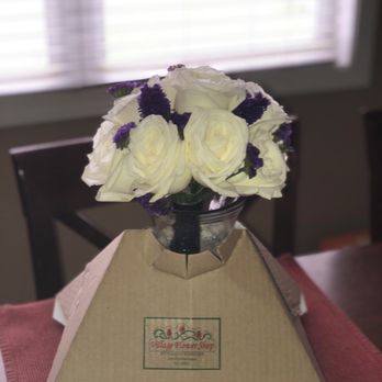 A Village Flower Shop - Packing upon pick up - Florists Near Me - Plainfield, Illinois