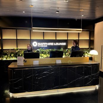 Chase Sapphire Lounge - Airport Lounges Near Me - Grapevine, Texas
